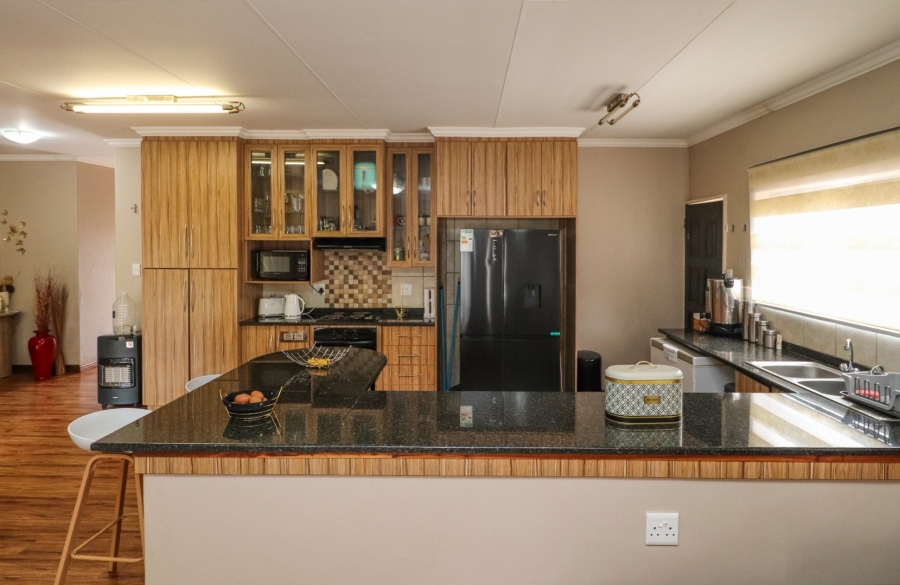 3 Bedroom Property for Sale in Wilkoppies North West